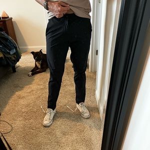 Lululemon ABC pants. Black. Size 32. Classic fit. Lightly worn.